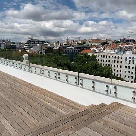 Apartament New!! Luxury Avenida Da Liberdade Flat- With Rooftop And Pool Lizbona Zewnętrze zdjęcie