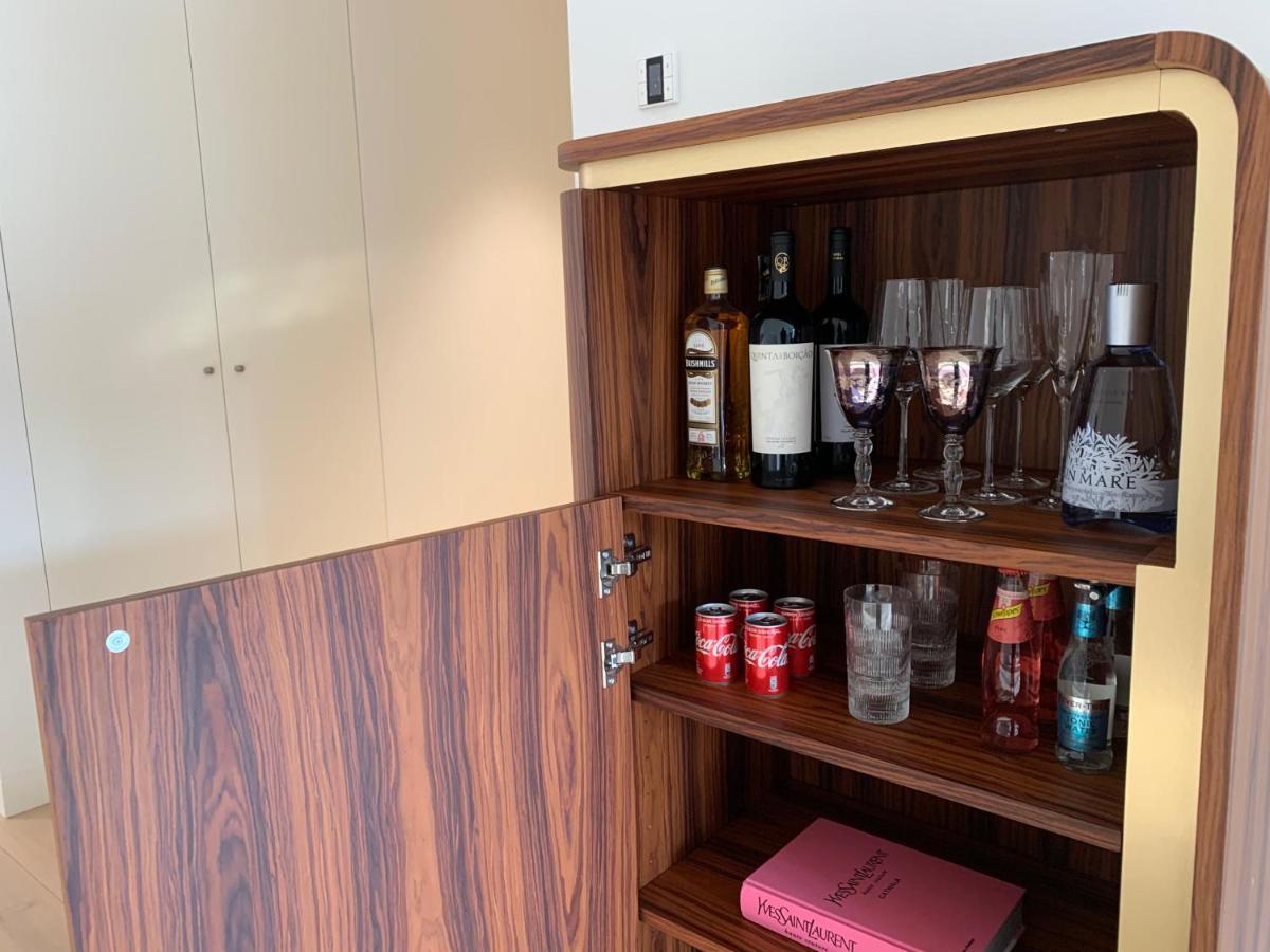 Apartament New!! Luxury Avenida Da Liberdade Flat- With Rooftop And Pool Lizbona Zewnętrze zdjęcie