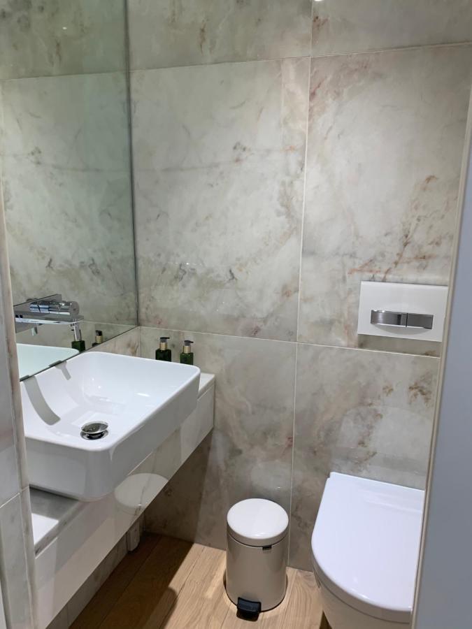 Apartament New!! Luxury Avenida Da Liberdade Flat- With Rooftop And Pool Lizbona Zewnętrze zdjęcie