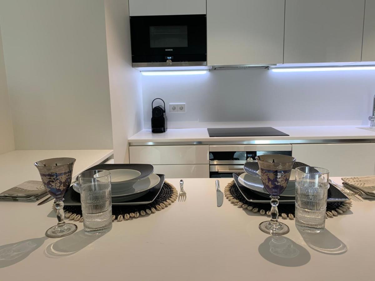 Apartament New!! Luxury Avenida Da Liberdade Flat- With Rooftop And Pool Lizbona Zewnętrze zdjęcie