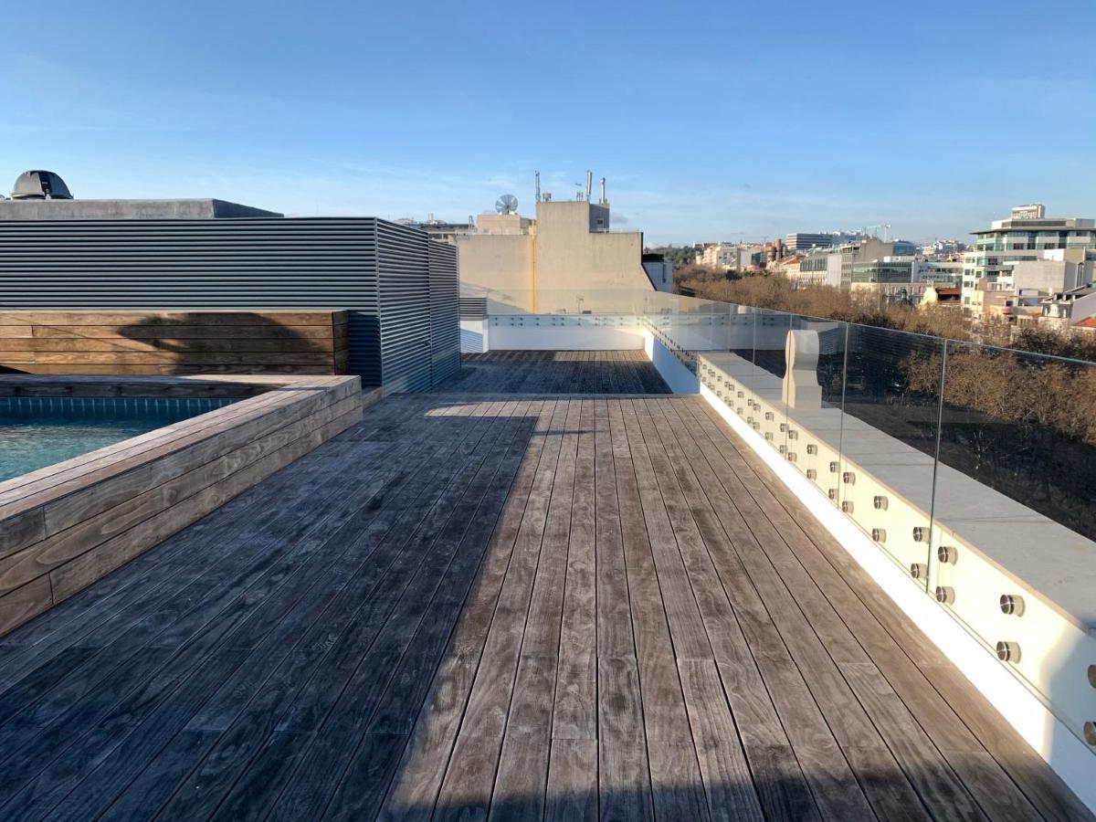 Apartament New!! Luxury Avenida Da Liberdade Flat- With Rooftop And Pool Lizbona Zewnętrze zdjęcie