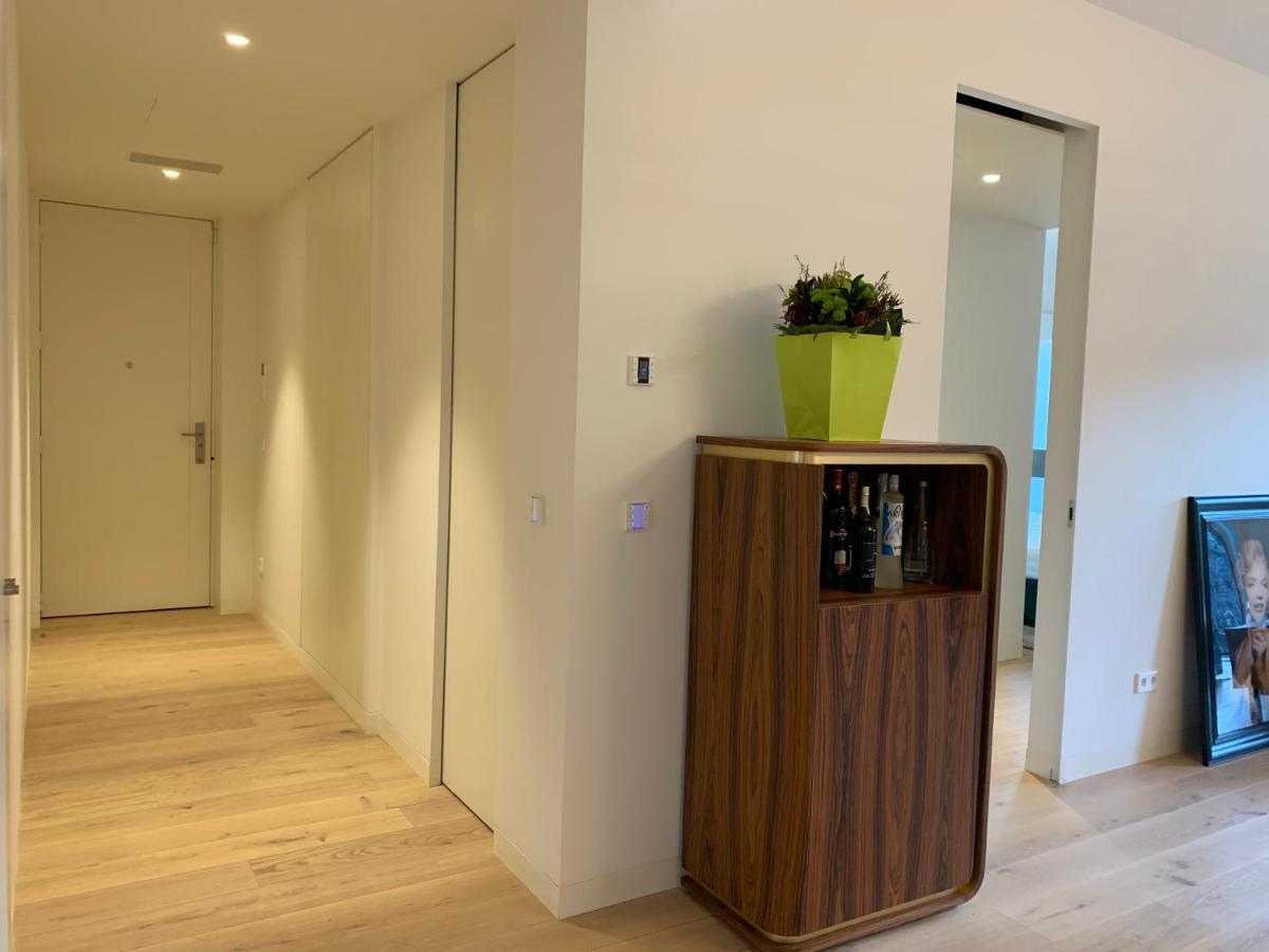 Apartament New!! Luxury Avenida Da Liberdade Flat- With Rooftop And Pool Lizbona Zewnętrze zdjęcie